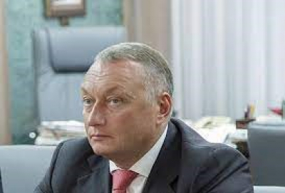 Дмитрий Савельев: путь неприметных дел и громких вопросов